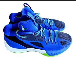 The **Nike Air Jordan Zoom Separate PF Mavericks** Size: 10 /sneakers